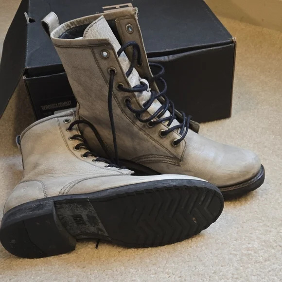 Frye Women's Gray Lace-Up Combat Boots - Picture 5 of 6